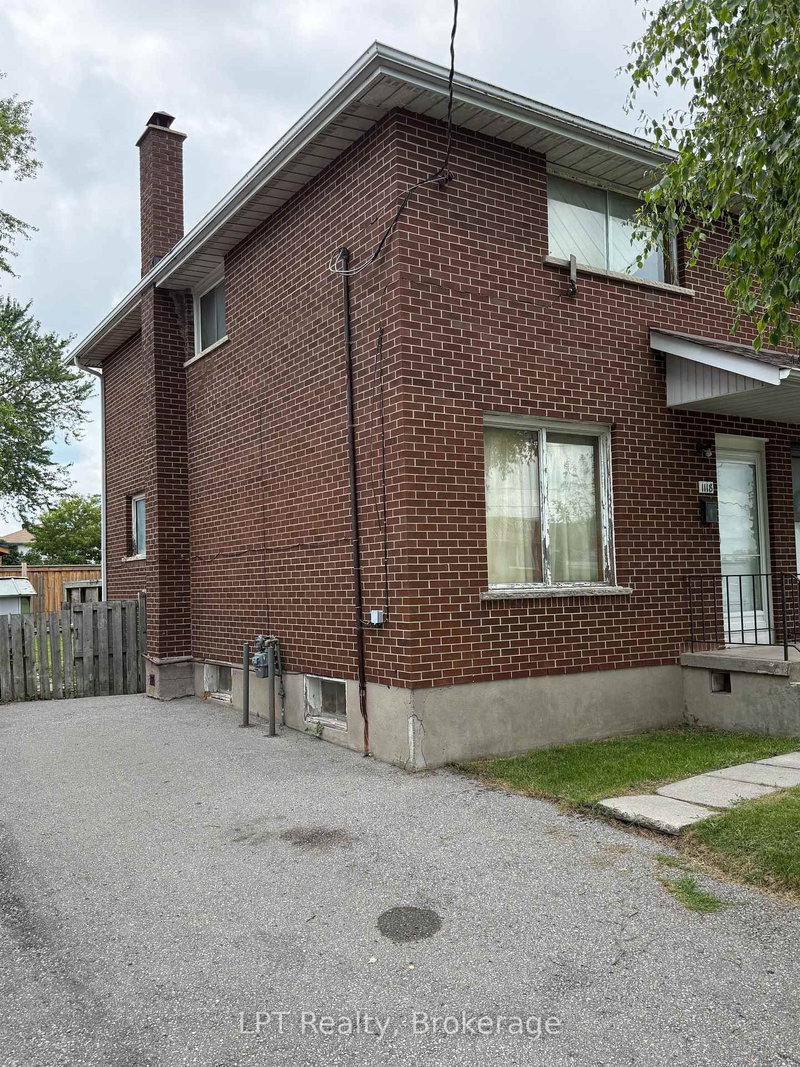 1118 Cedar Street S