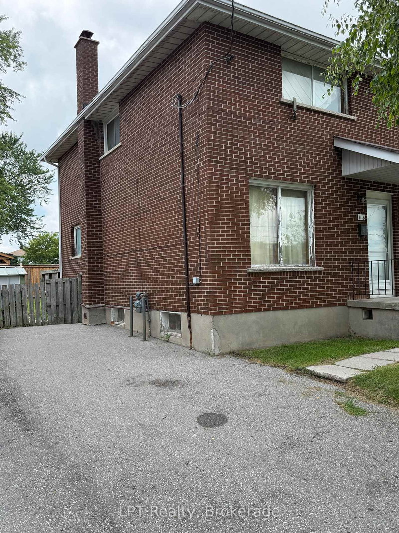1118 Cedar Street S