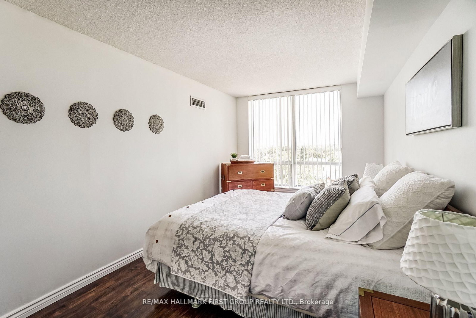 711 Rossland Road • #501 • Whitby, ON photo 14
