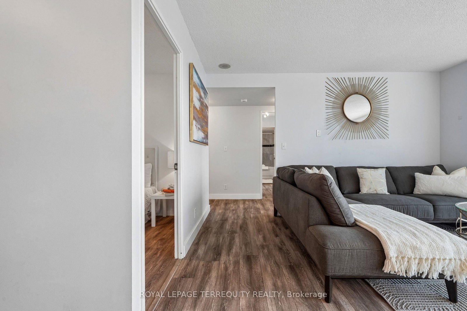 18 Lee Centre Drive • #906 • Toronto, ON photo 13