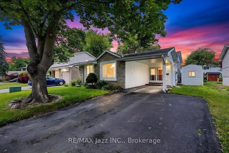 22 Deerpark Crescent
