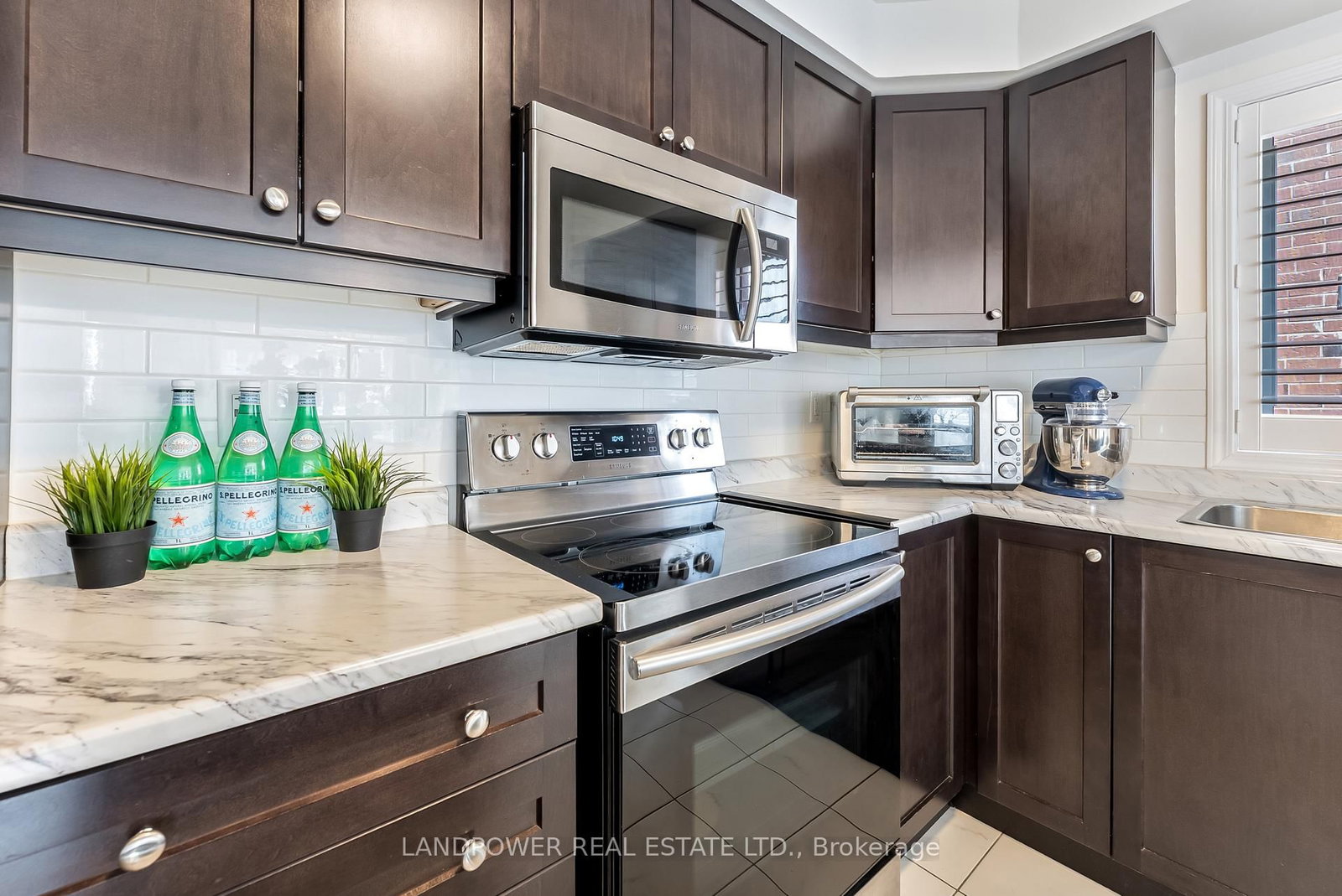 2793 Sapphire Drive • Pickering, ON photo 11