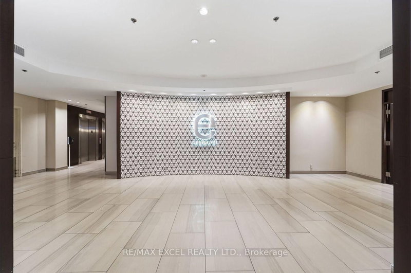 2912 - 38 Lee Centre Drive