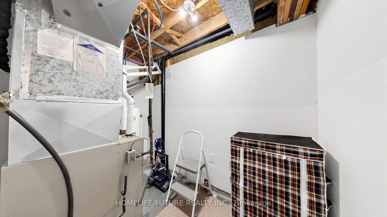 168 Large Crescent • Ajax, ON photo 46