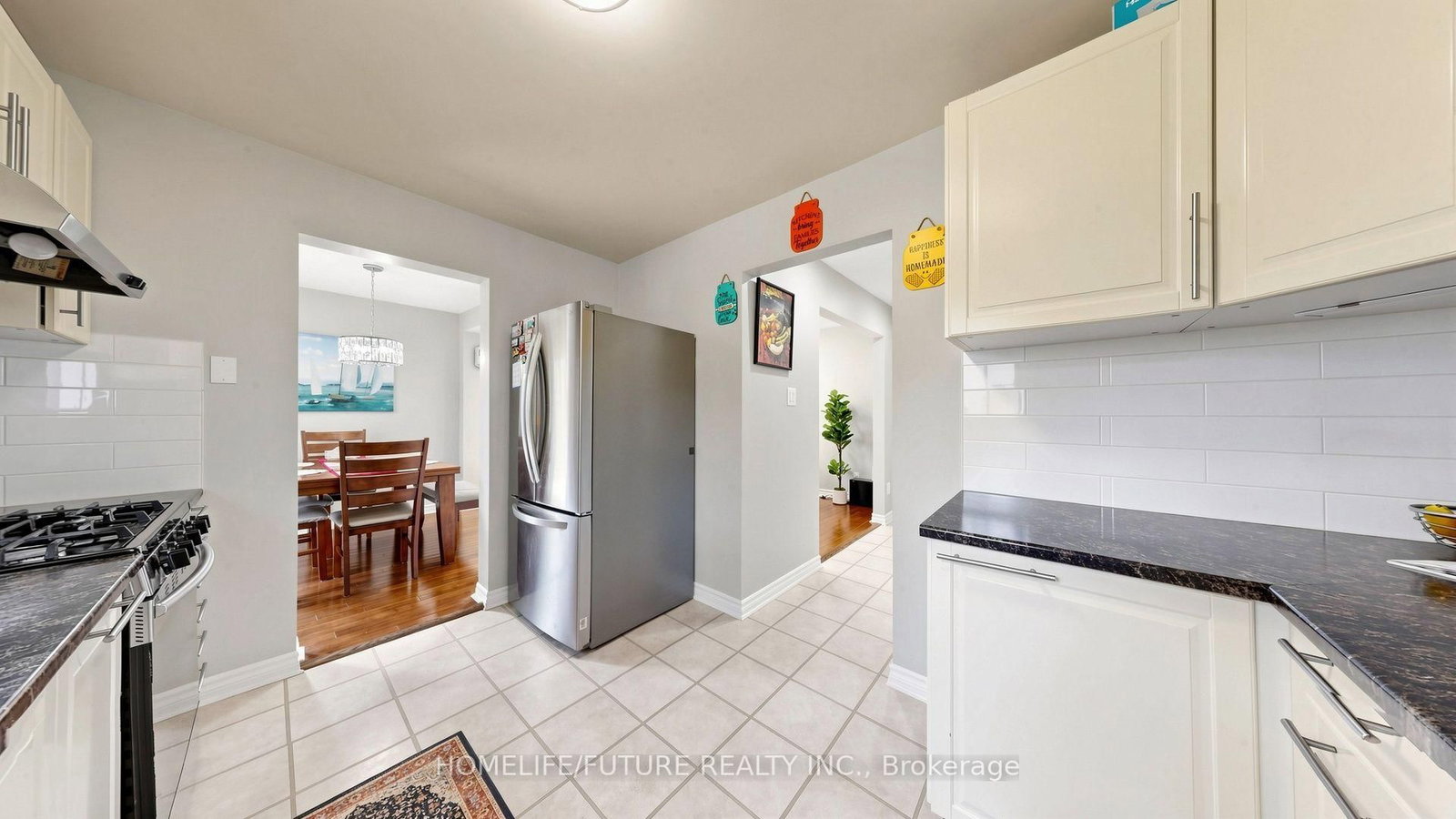 168 Large Crescent • Ajax, ON photo 9