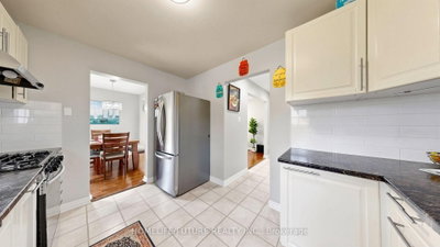 168 Large Crescent • Ajax, ON photo 9