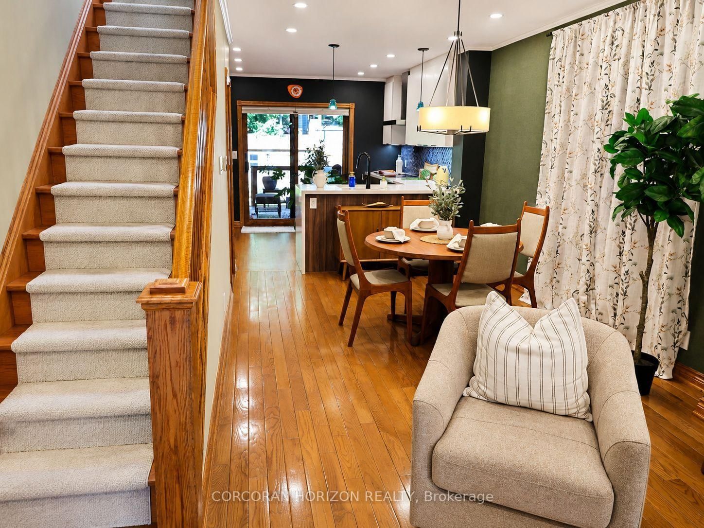 402 Rhodes Avenue • Toronto, ON photo 10