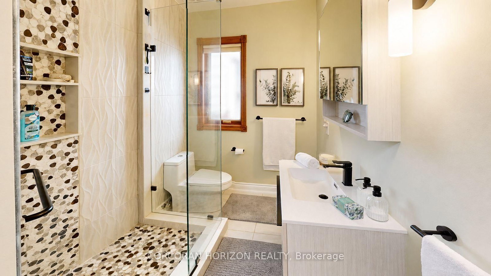 402 Rhodes Avenue • Toronto, ON photo 24