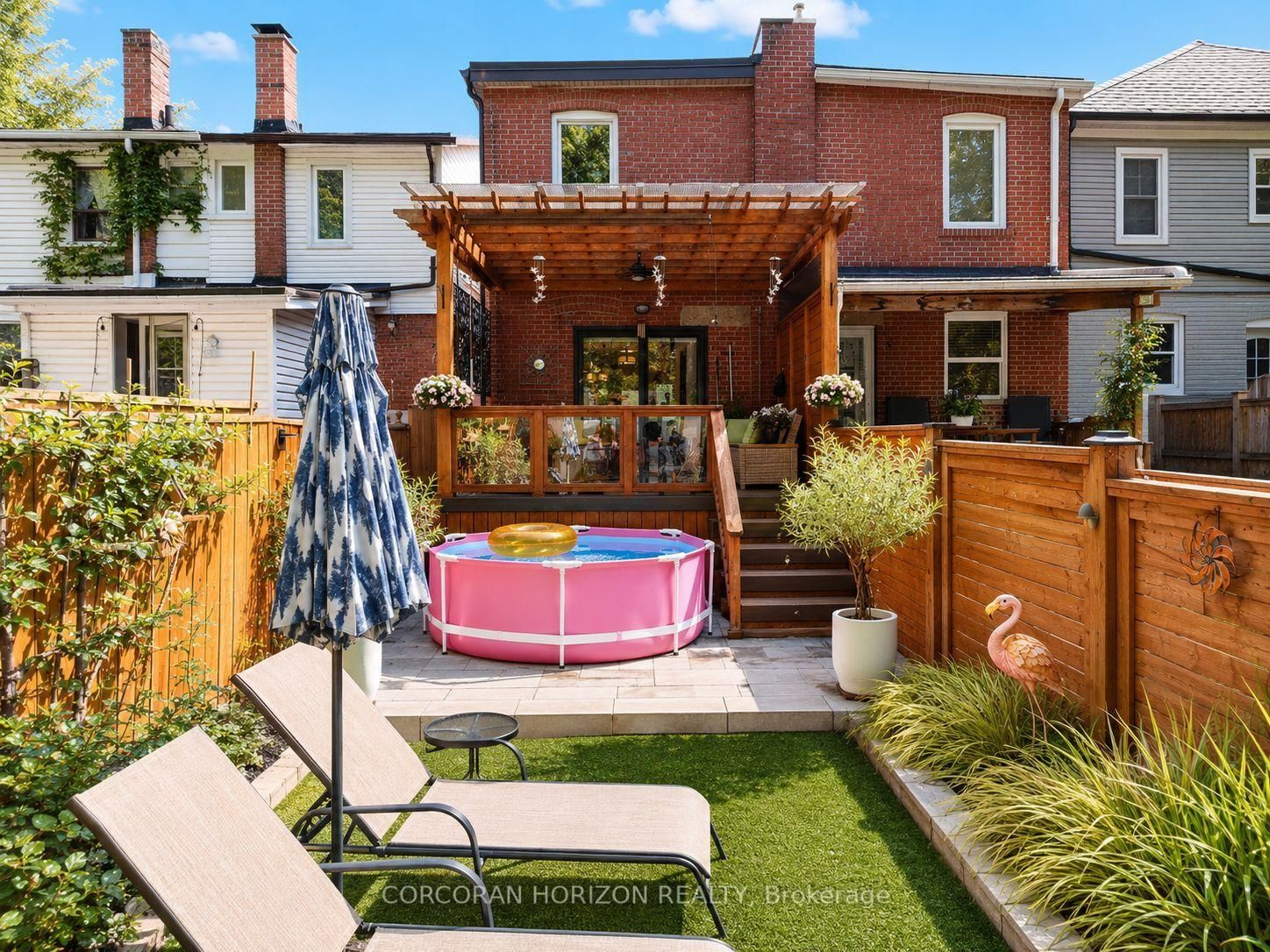 402 Rhodes Avenue • Toronto, ON photo 28