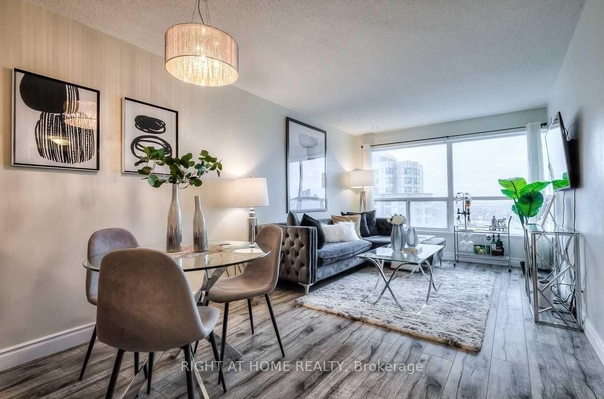 38 Lee Centre Drive • #2308 • Toronto, ON photo 2