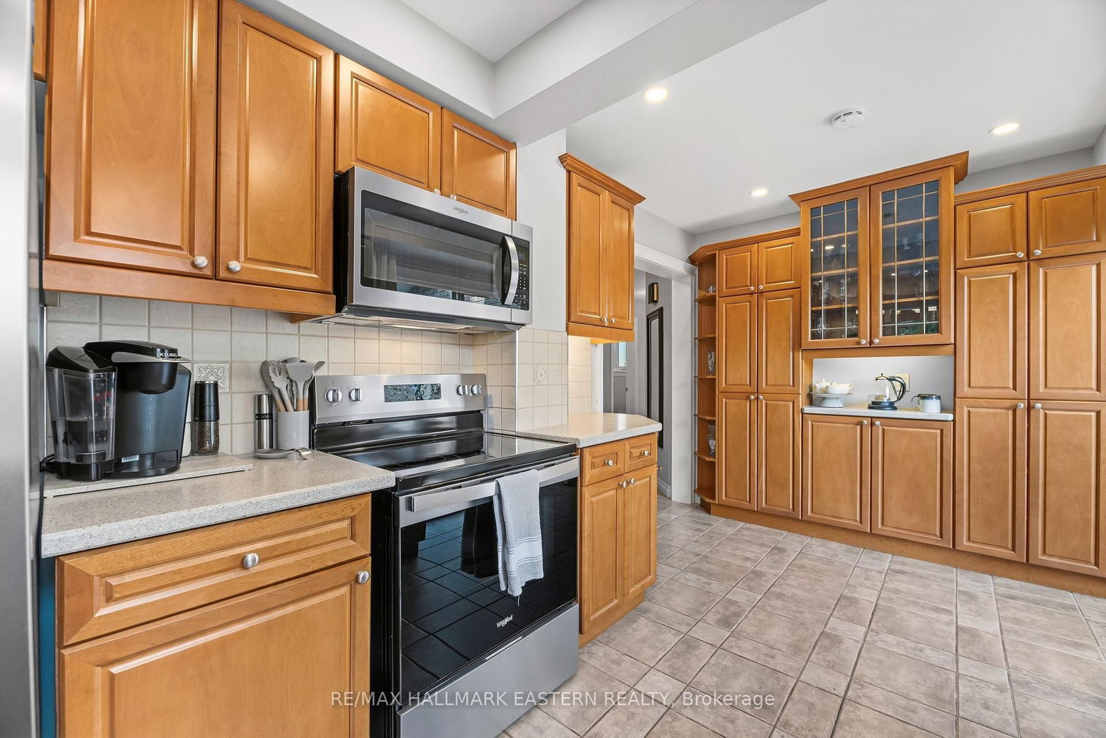51 Lyndale Crescent • Clarington, ON photo 7