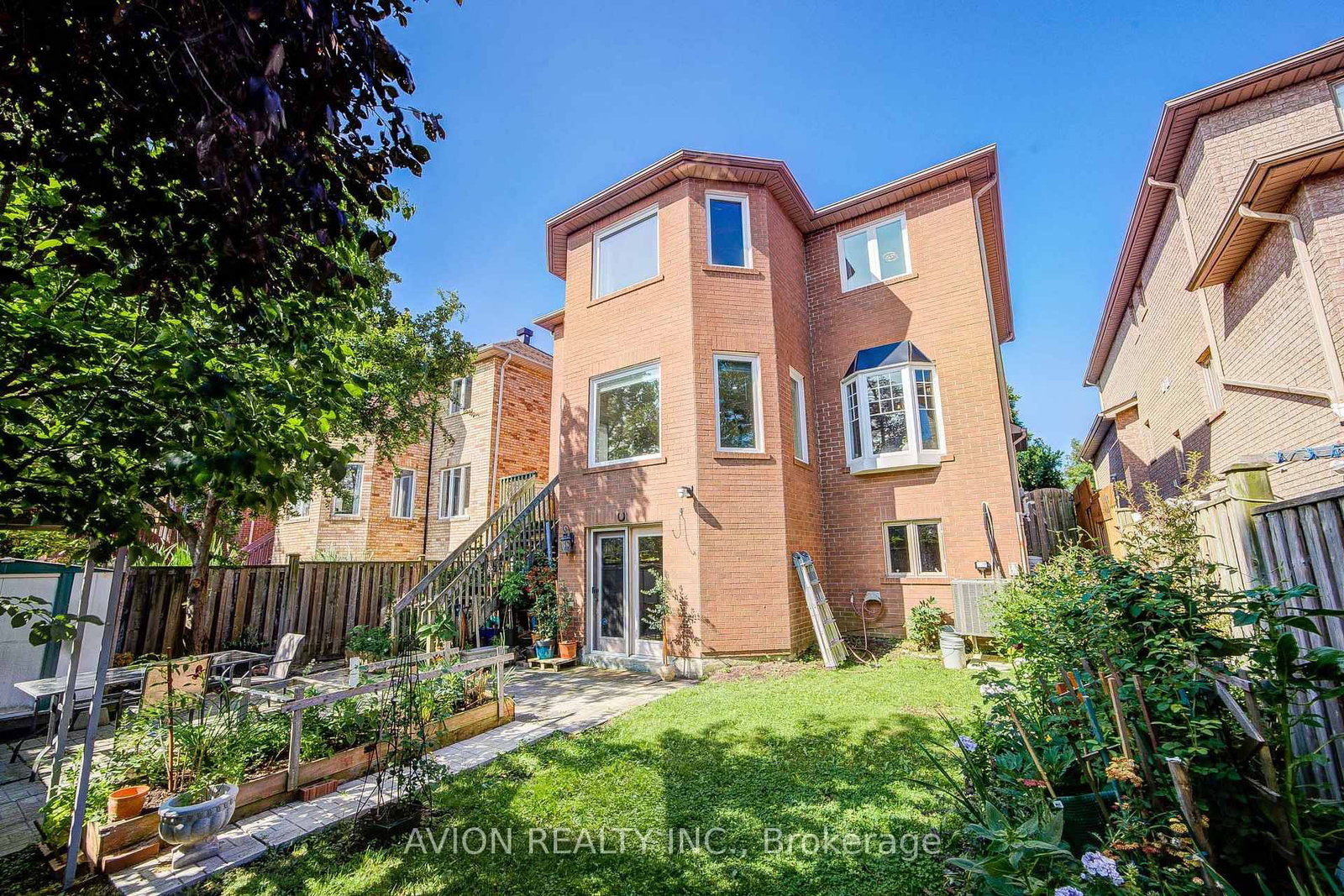 83 Stonebridge Boulevard • Toronto, ON photo 43