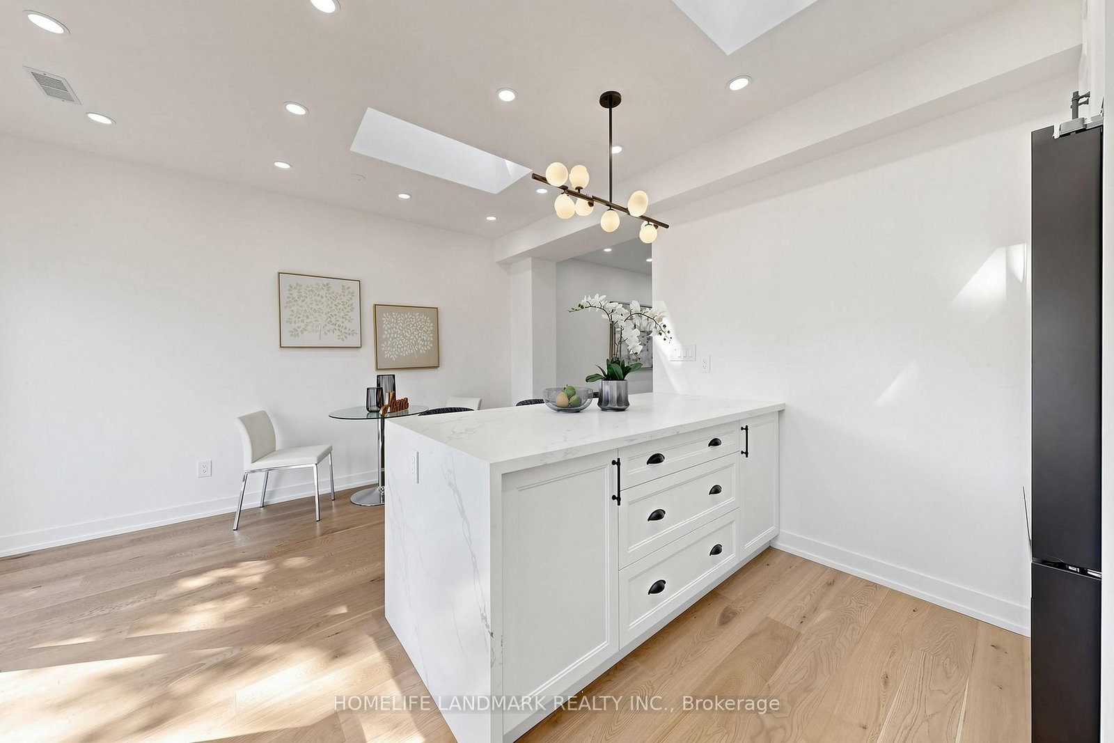 55 Chilton Road • Toronto, ON photo 14