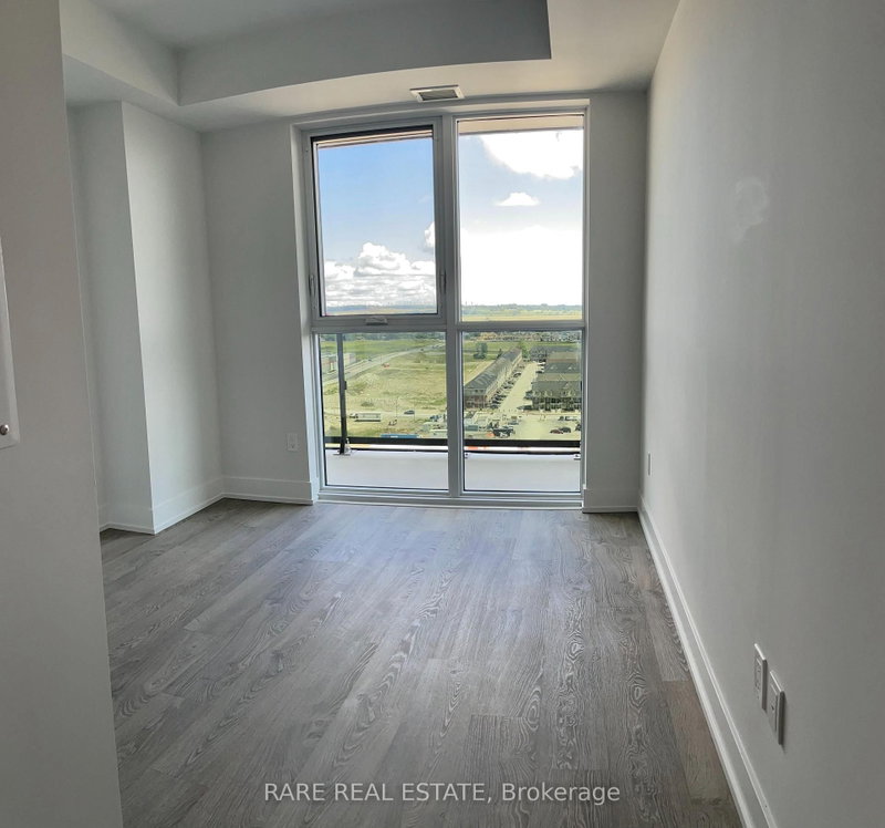1614 - 2550 Simcoe Street