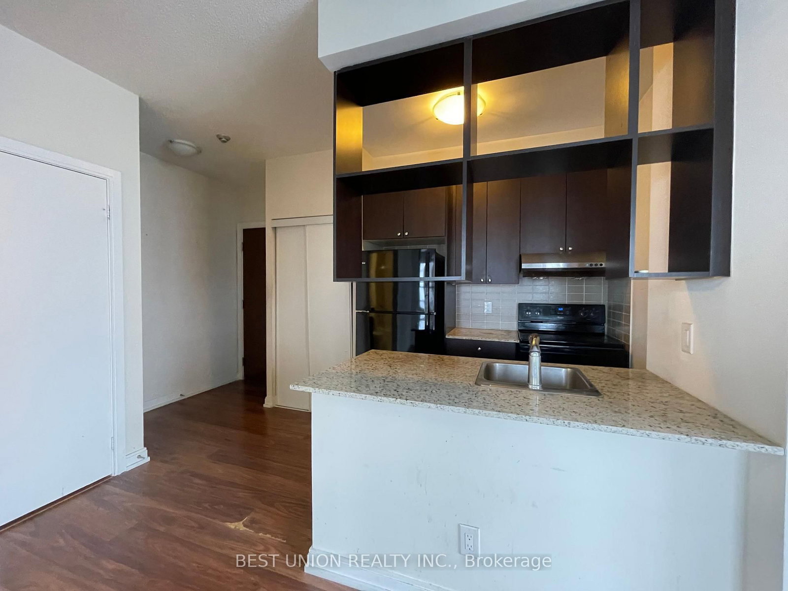 181 Village Green Square • #PH20 • Toronto, ON photo 11