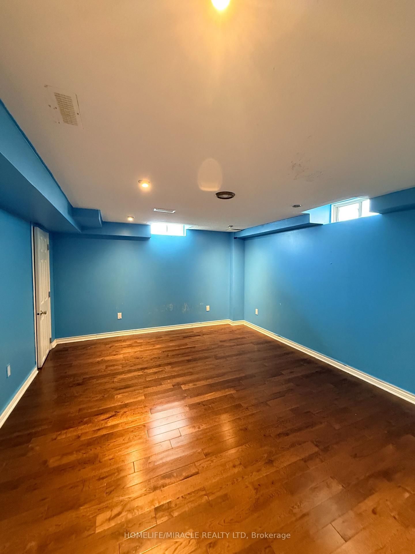 102 Misty Hills Trail • Toronto, ON photo 32