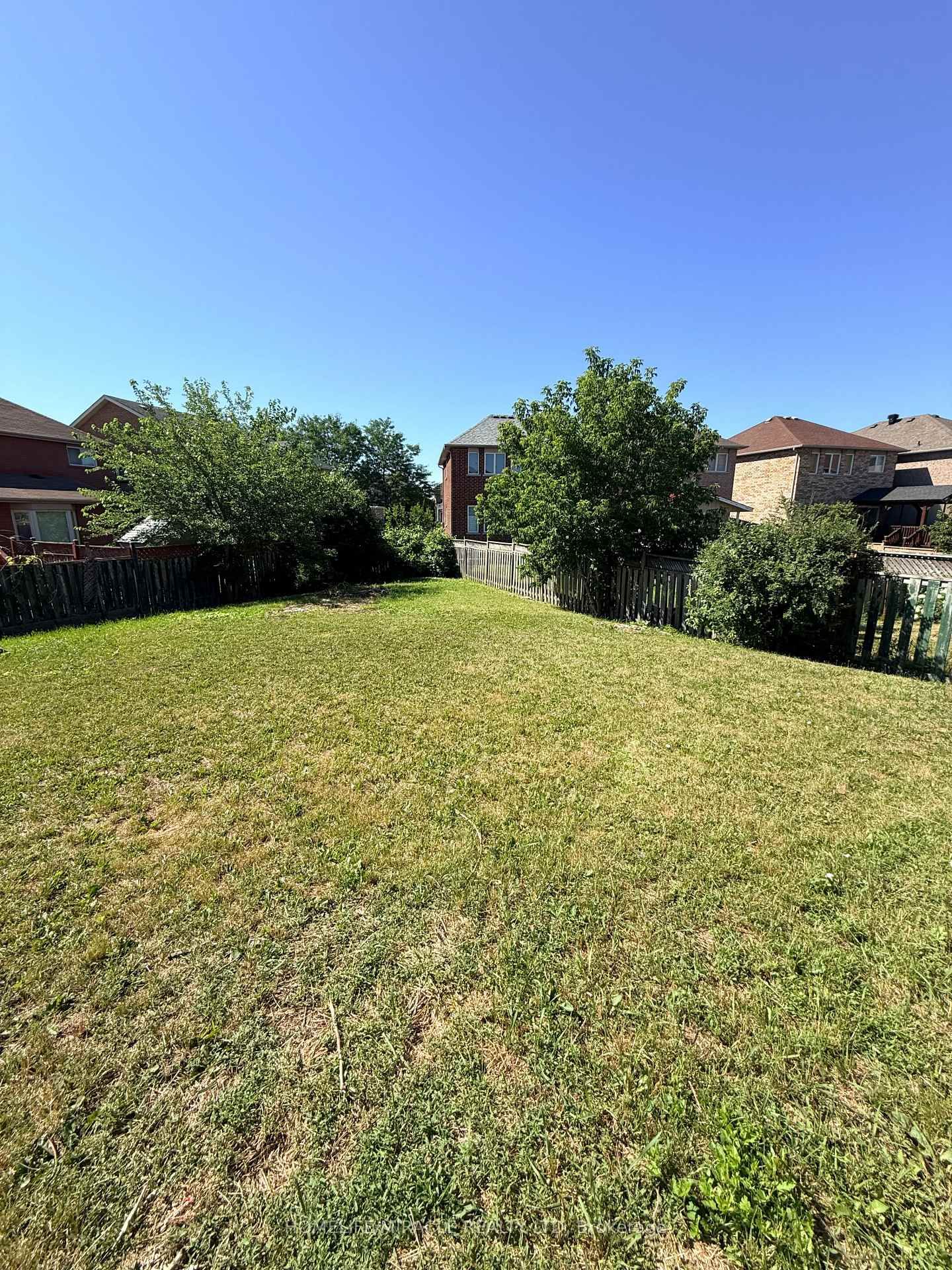 102 Misty Hills Trail • Toronto, ON photo 34