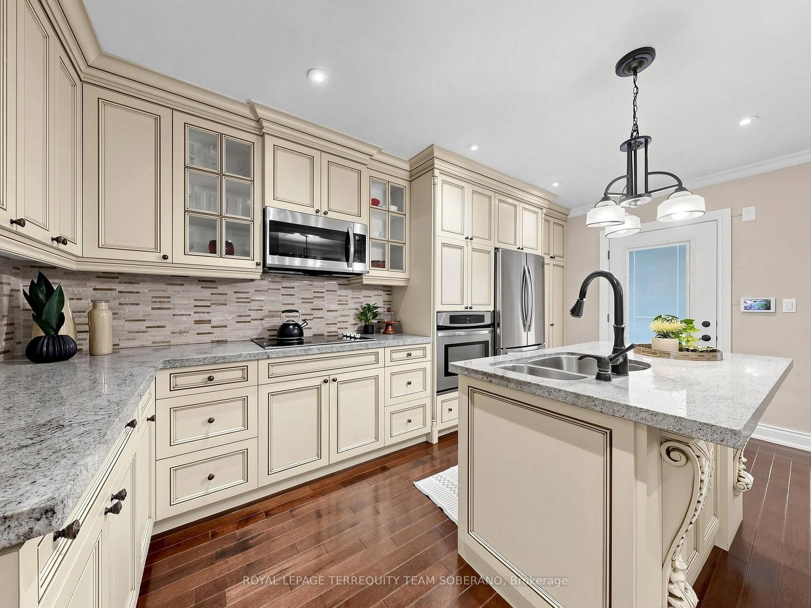 67 Barrington Avenue • Toronto, ON photo 11