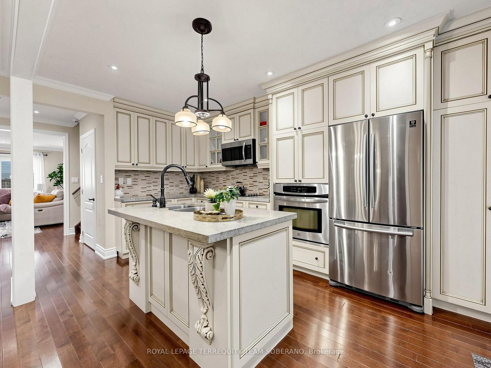 67 Barrington Avenue • Toronto, ON photo 12