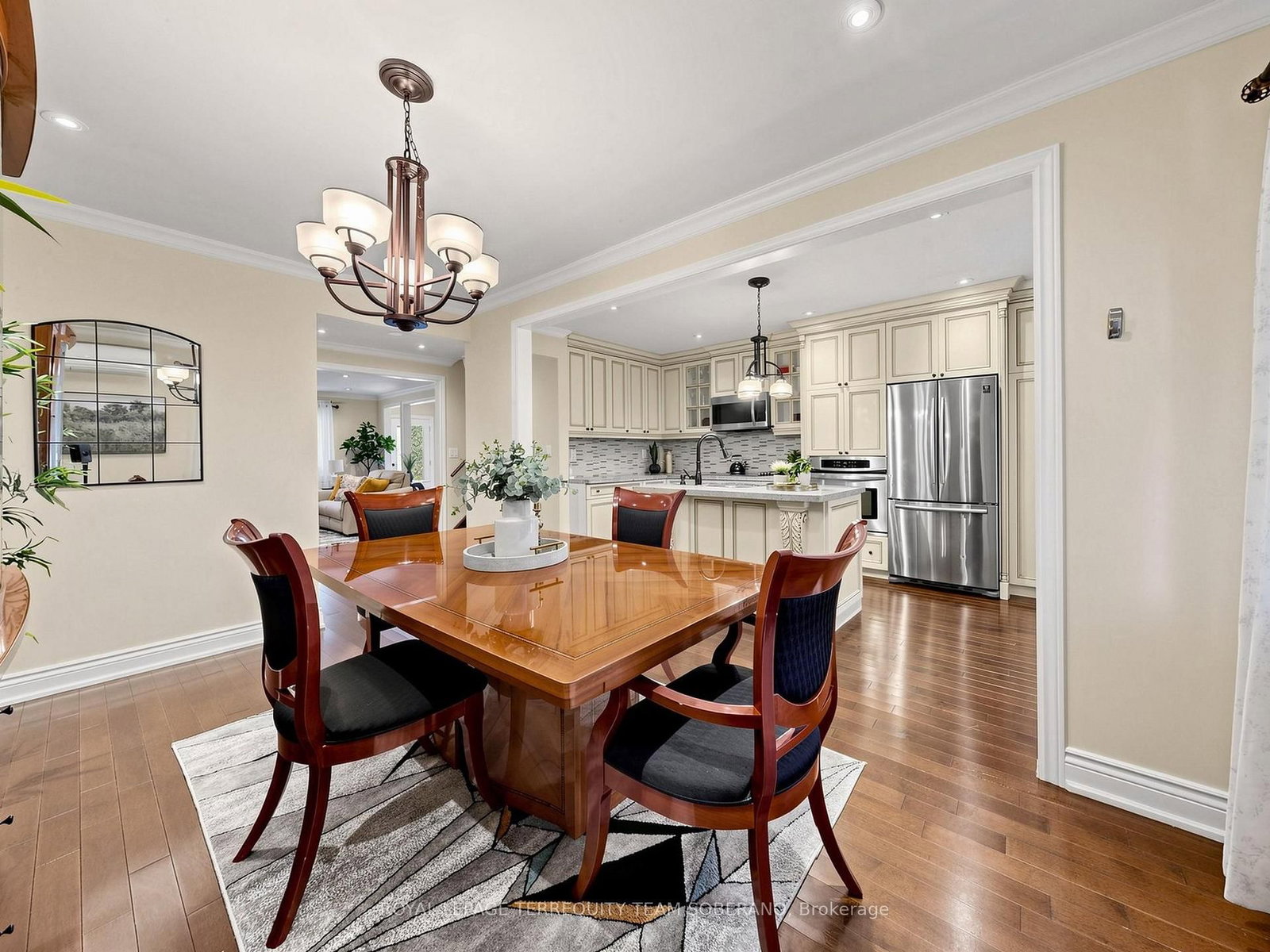 67 Barrington Avenue • Toronto, ON photo 17