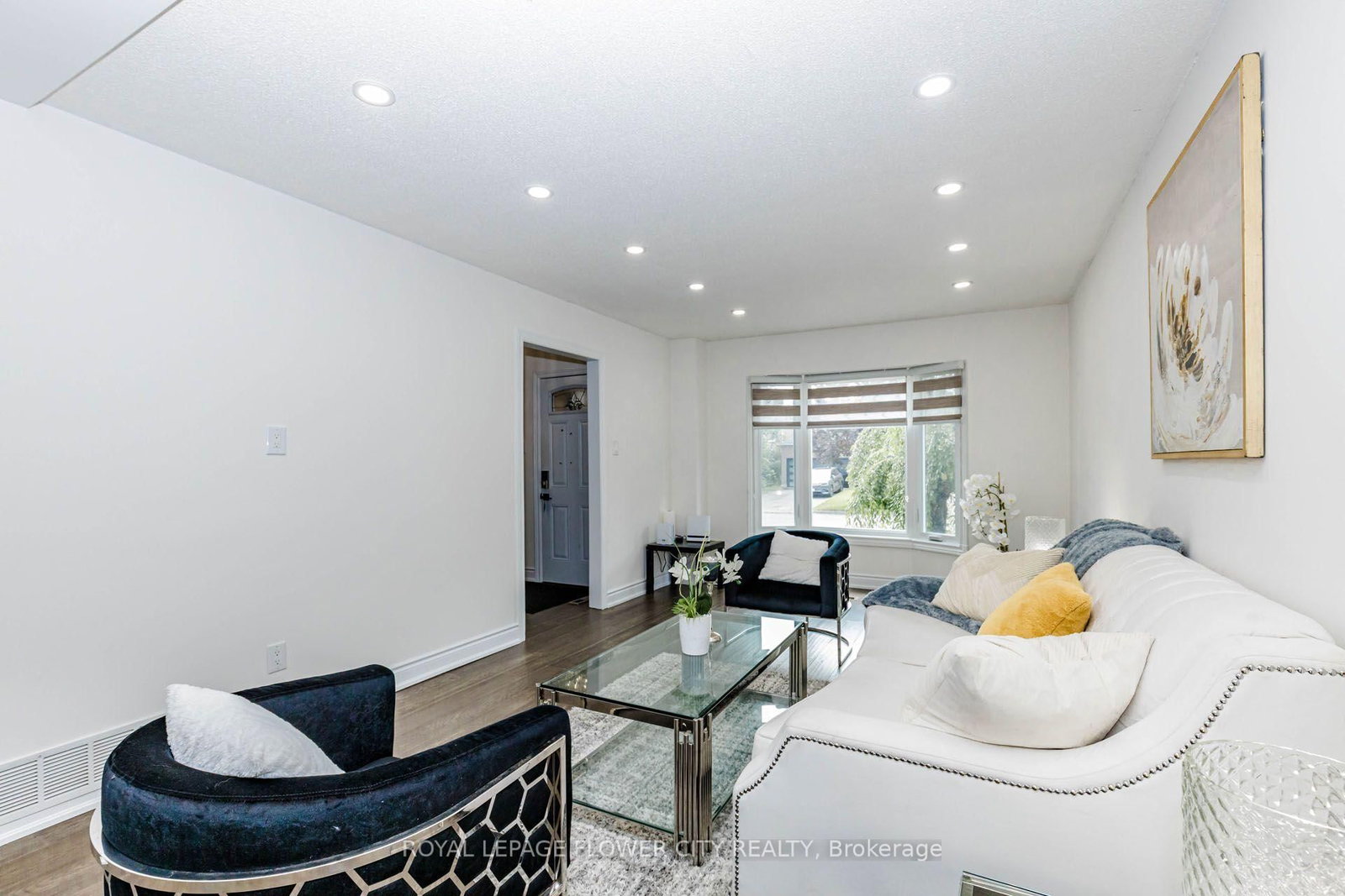 1530 Somergrove Crescent • Pickering, ON photo 8