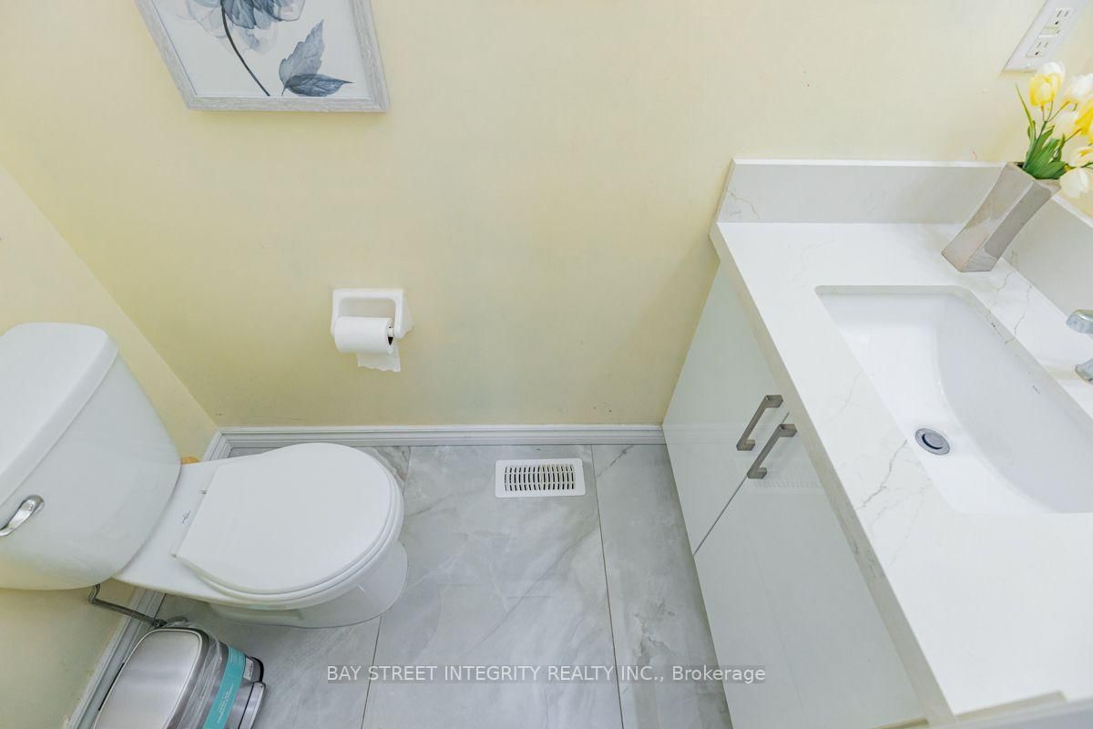 17 Weston Crescent • Ajax, ON photo 13