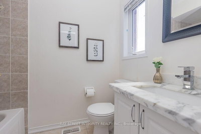 17 Weston Ajax,ON L1T 0C7 — Photo 29