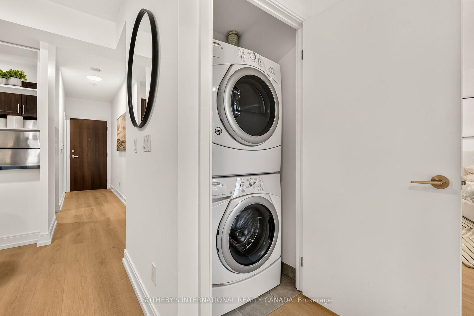135 Village Green Square • #519 • Toronto, ON photo 31