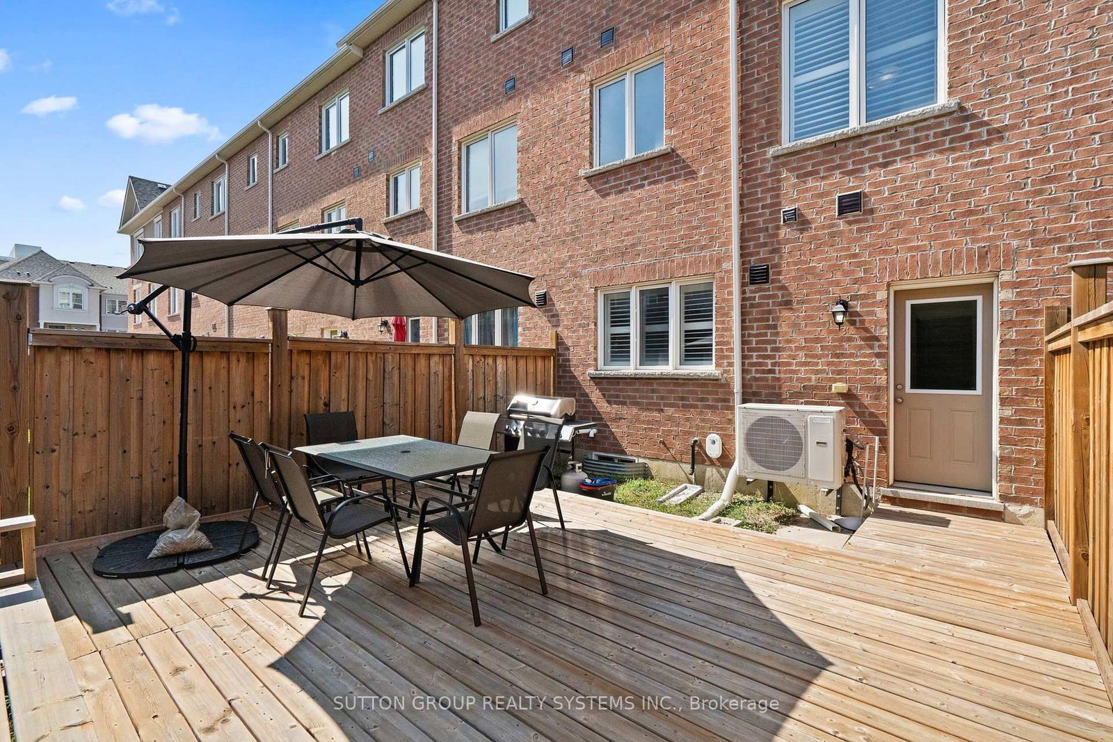 11 Fusilier Drive • Toronto, ON photo 24