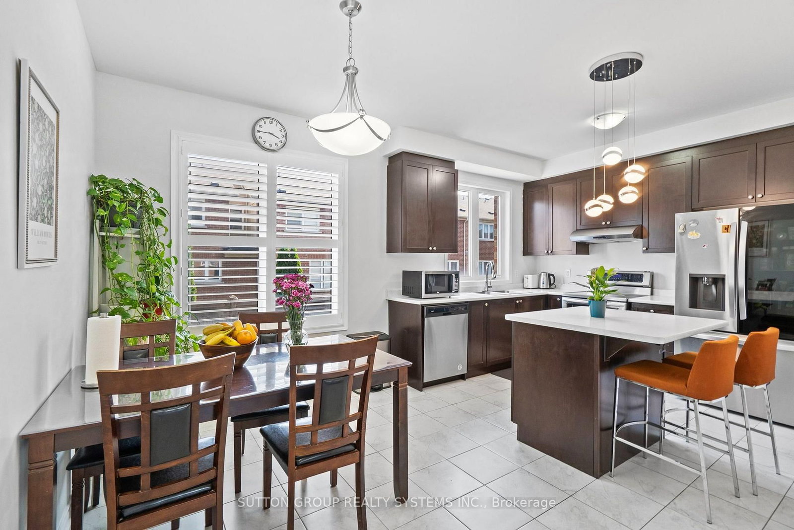 11 Fusilier Drive • Toronto, ON photo 9