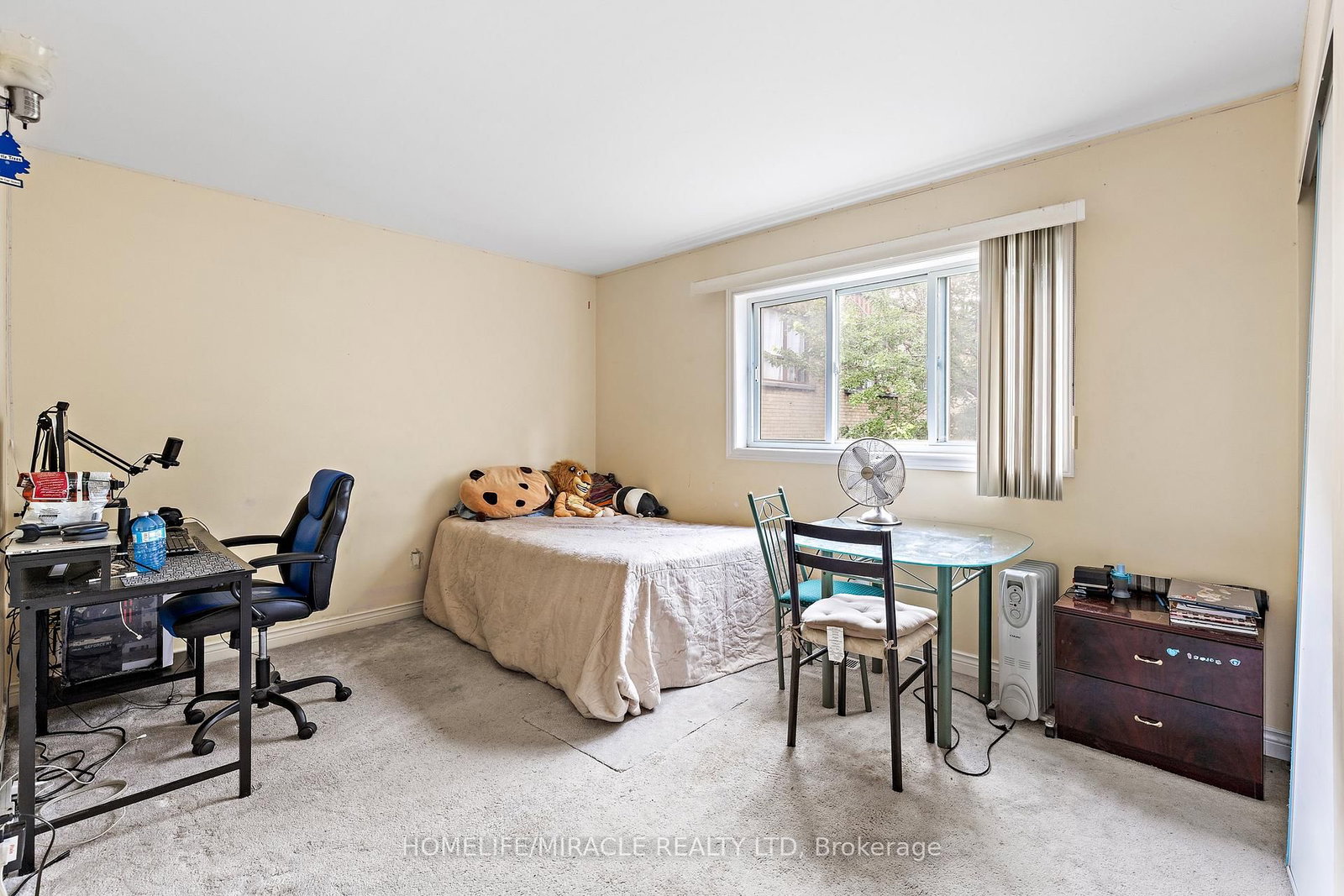 33 Torrens Avenue • Toronto, ON photo 16