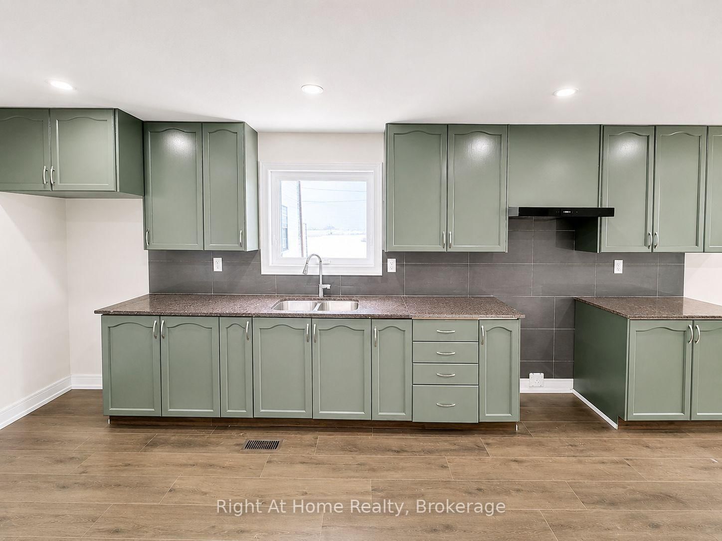 2 - 2885 Altona Road, Pickering 3