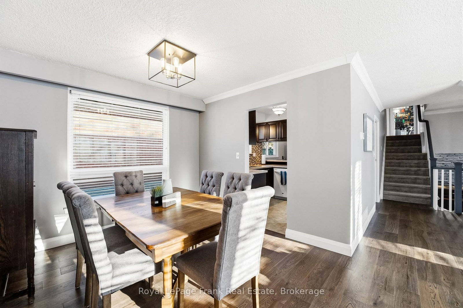 489 Crestwood Drive • Oshawa, ON photo 10