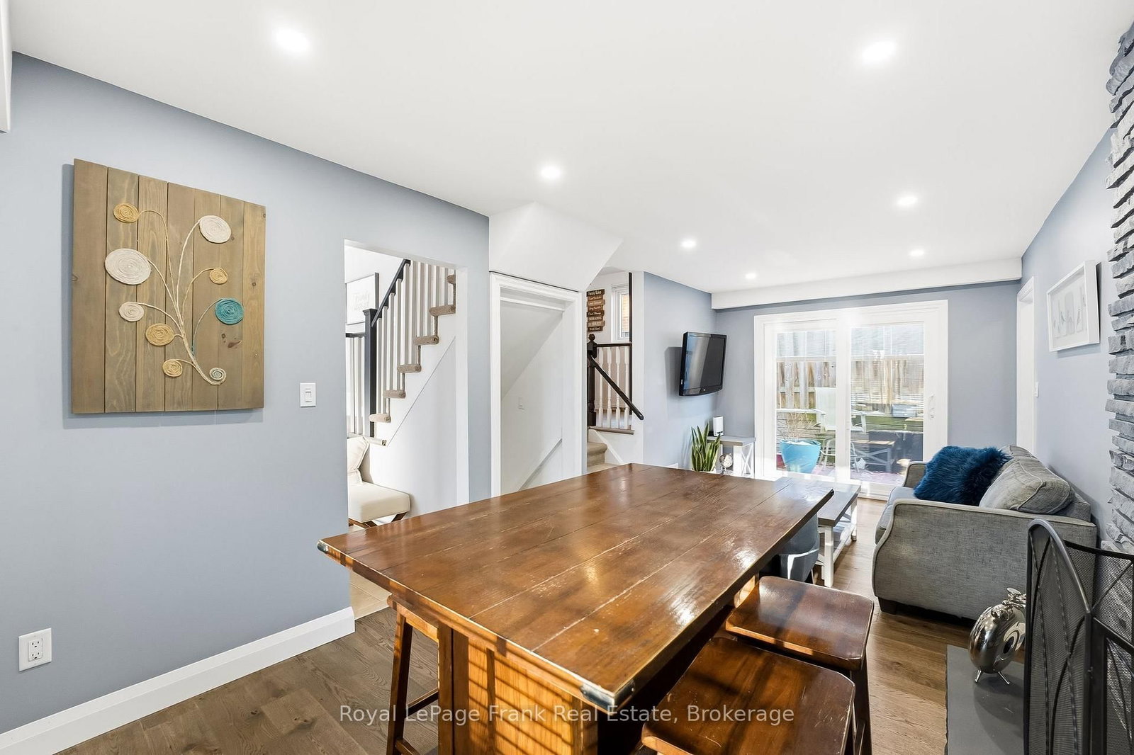 489 Crestwood Drive • Oshawa, ON photo 24