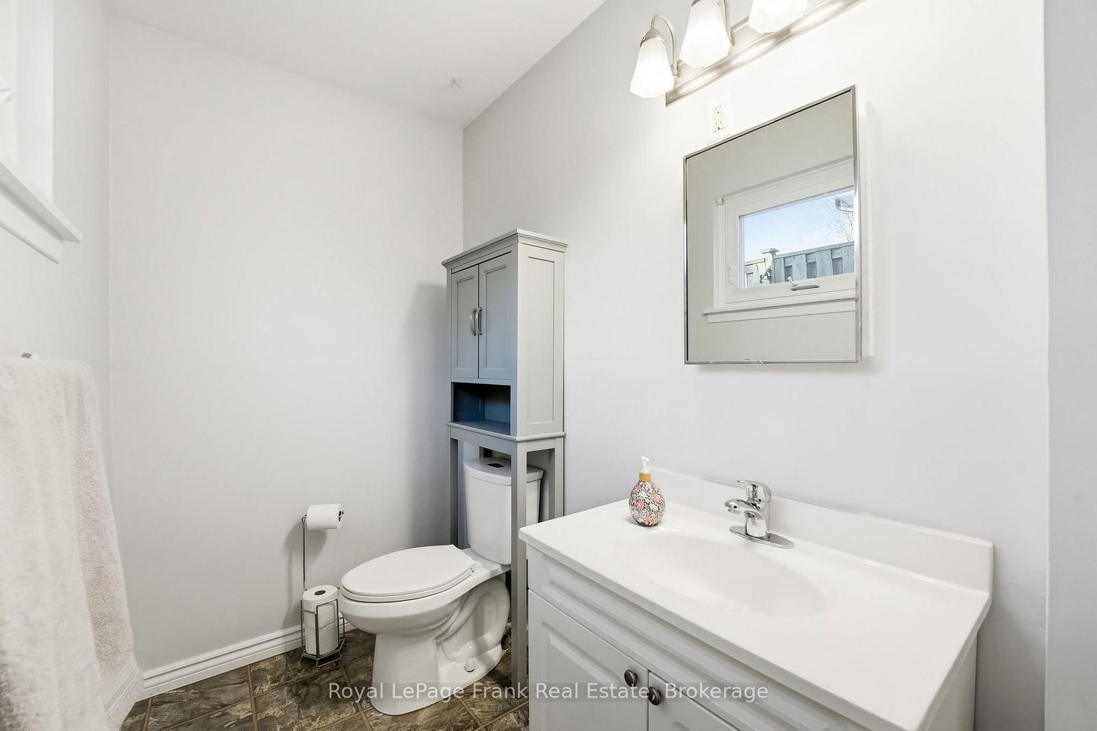 489 Crestwood Drive • Oshawa, ON photo 25