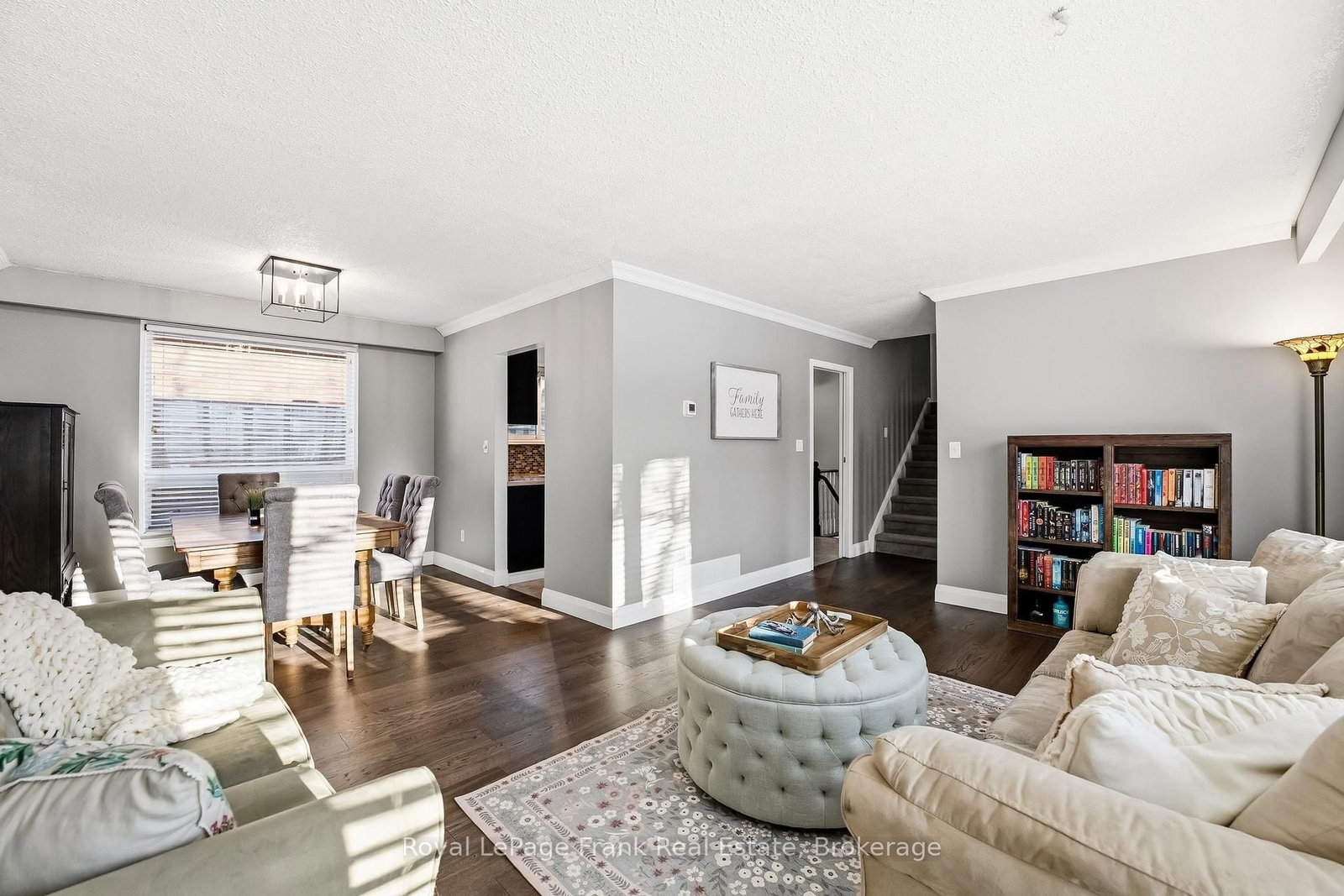 489 Crestwood Drive • Oshawa, ON photo 9
