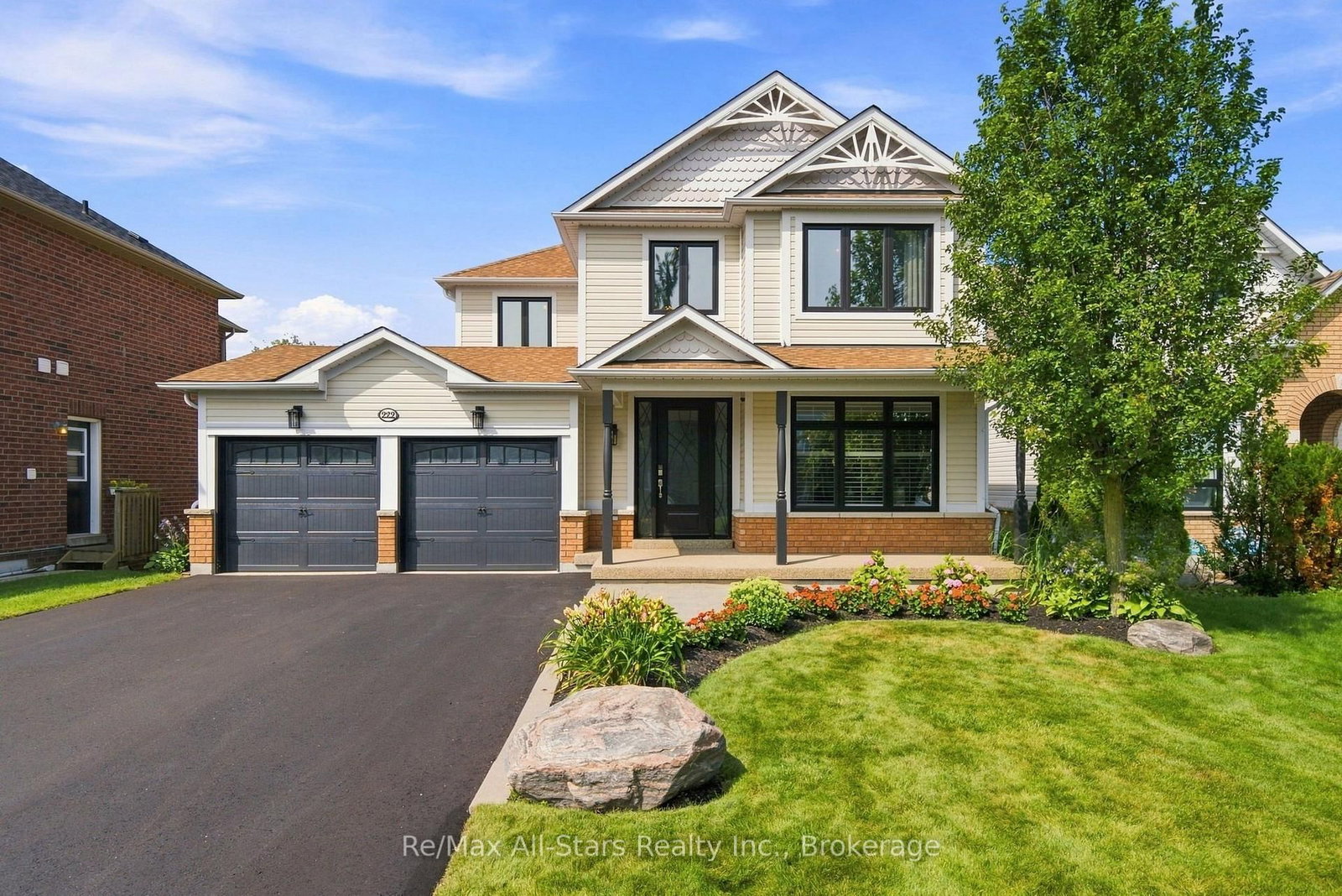222 Roseborough Court • Scugog, ON photo 1