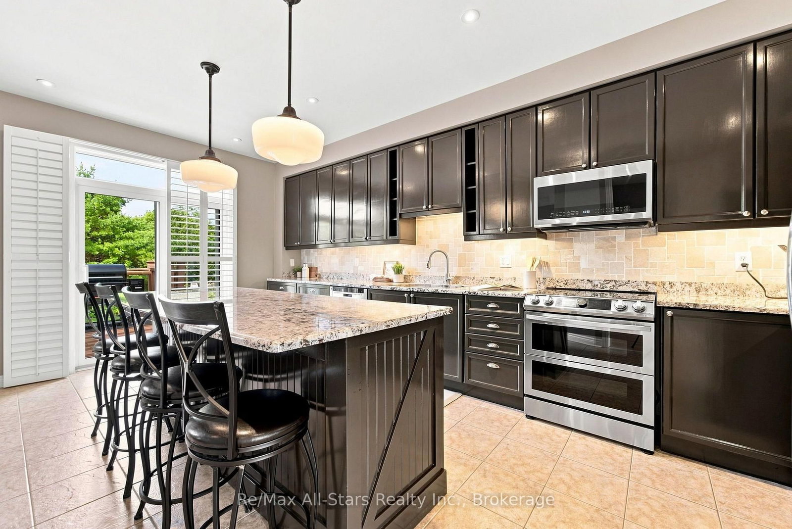 222 Roseborough Court • Scugog, ON photo 9