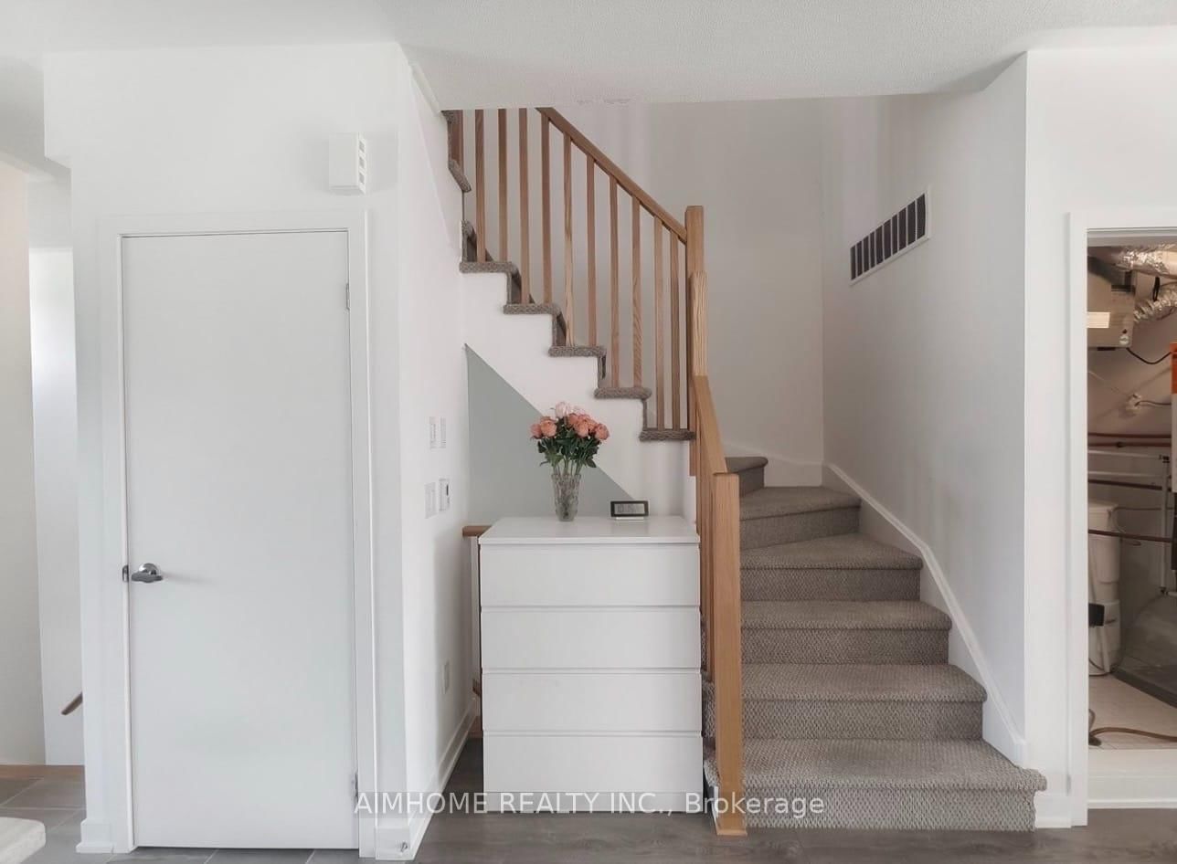 1525 Kingston Road • #403 • Pickering, ON photo 9