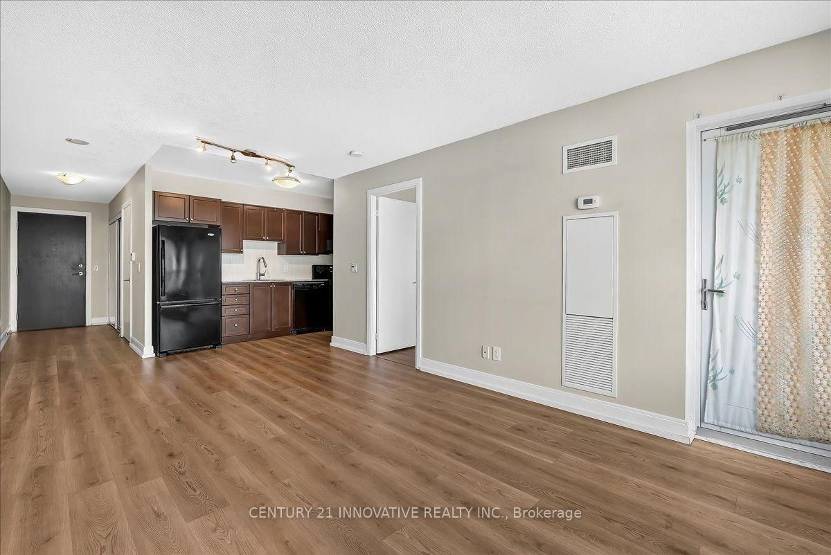 125 Village Green Square • #3501 • Toronto, ON photo 12