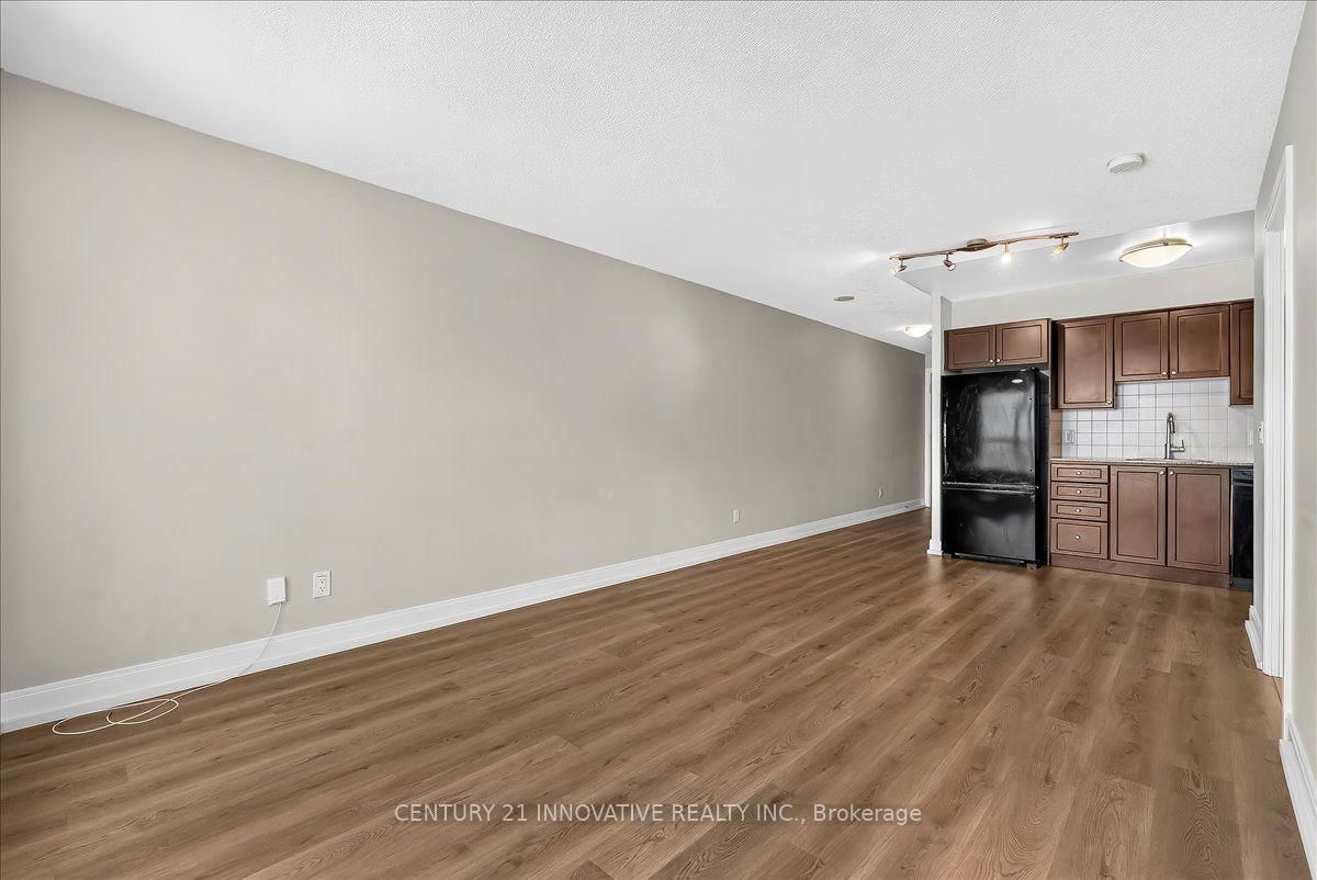 125 Village Green Square • #3501 • Toronto, ON photo 14