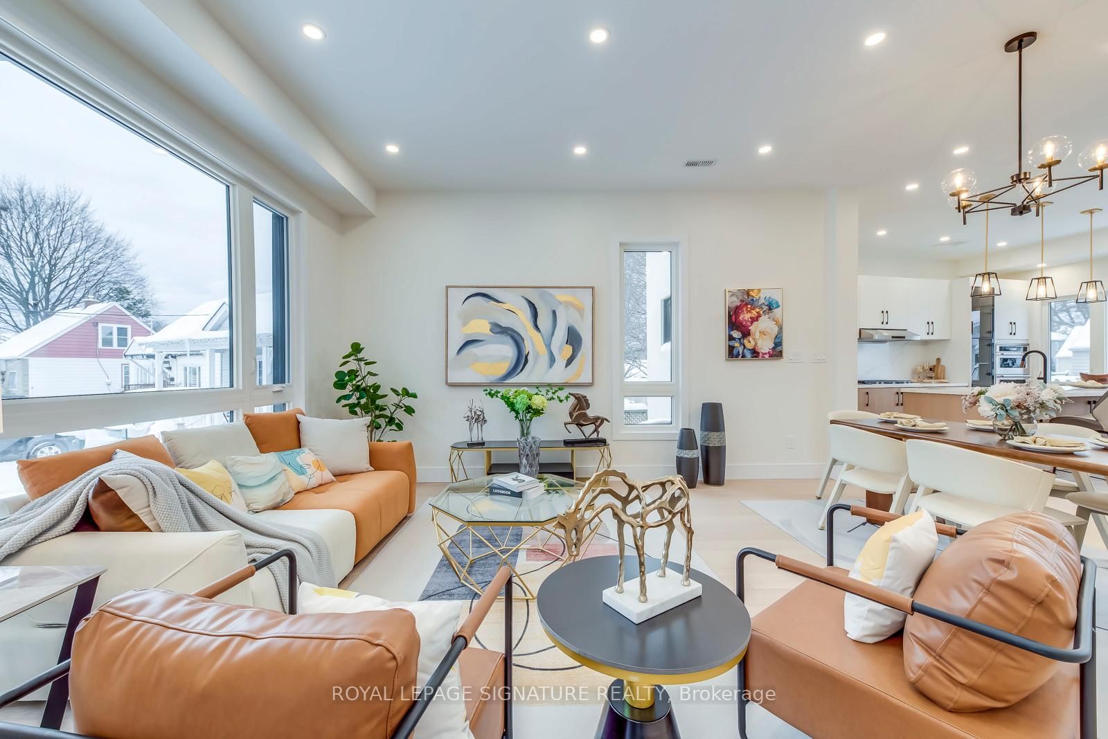 24 Merritt Road • Toronto, ON photo 3