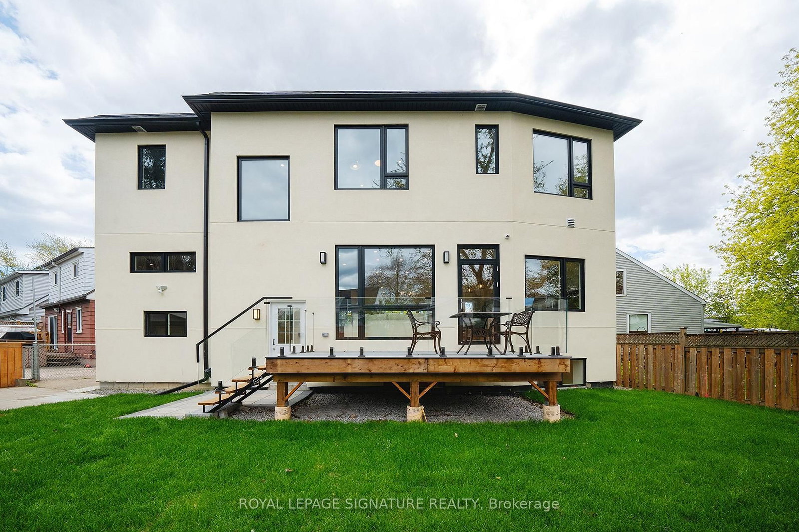 24 Merritt Road • Toronto, ON photo 44