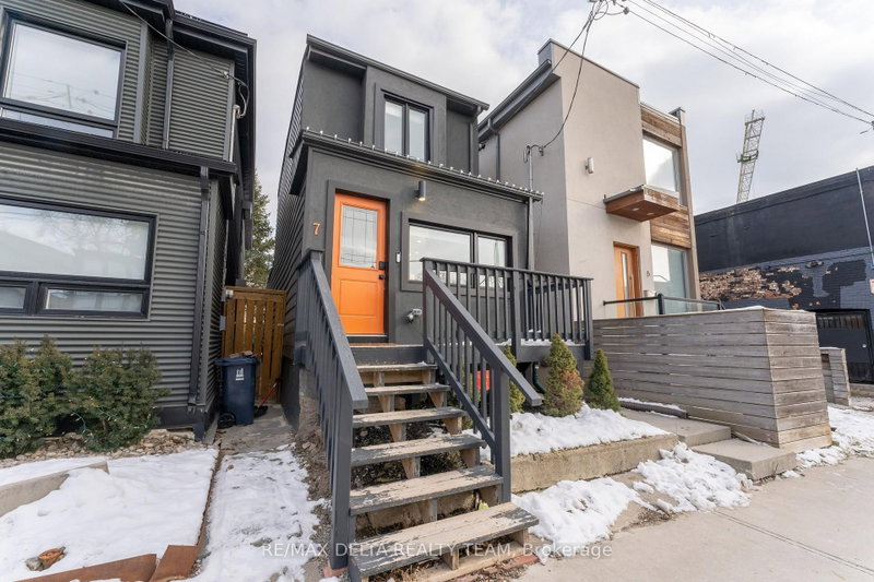 Basement Apartment - 7 Craven Road