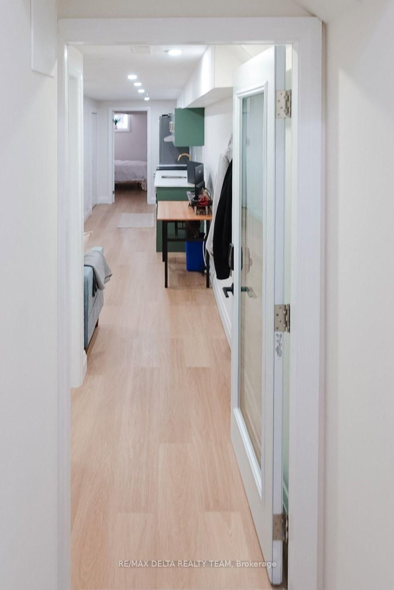 Basement Apartment - 7 Craven Road