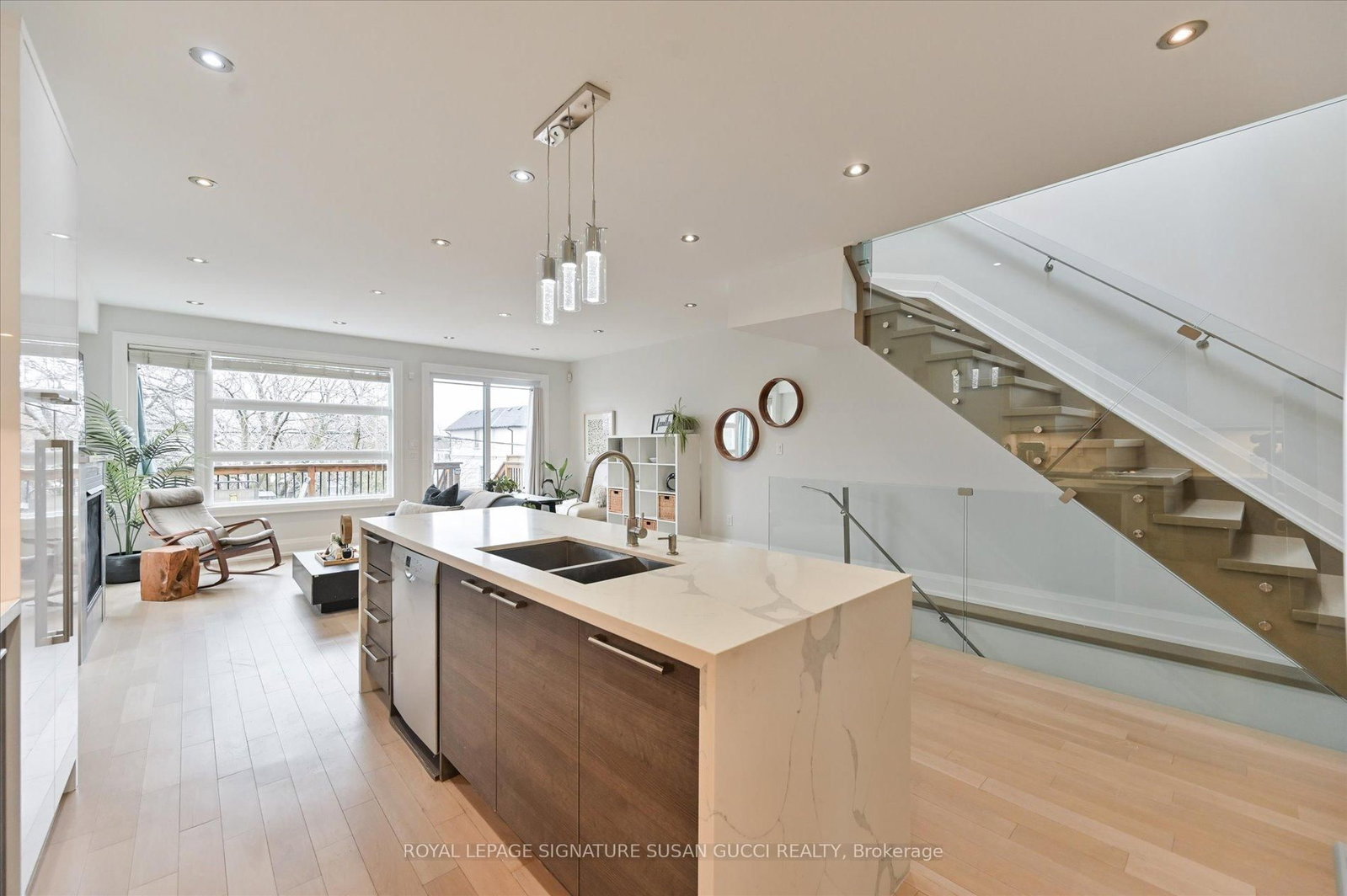 69 Holmstead Avenue • Toronto, ON photo 15