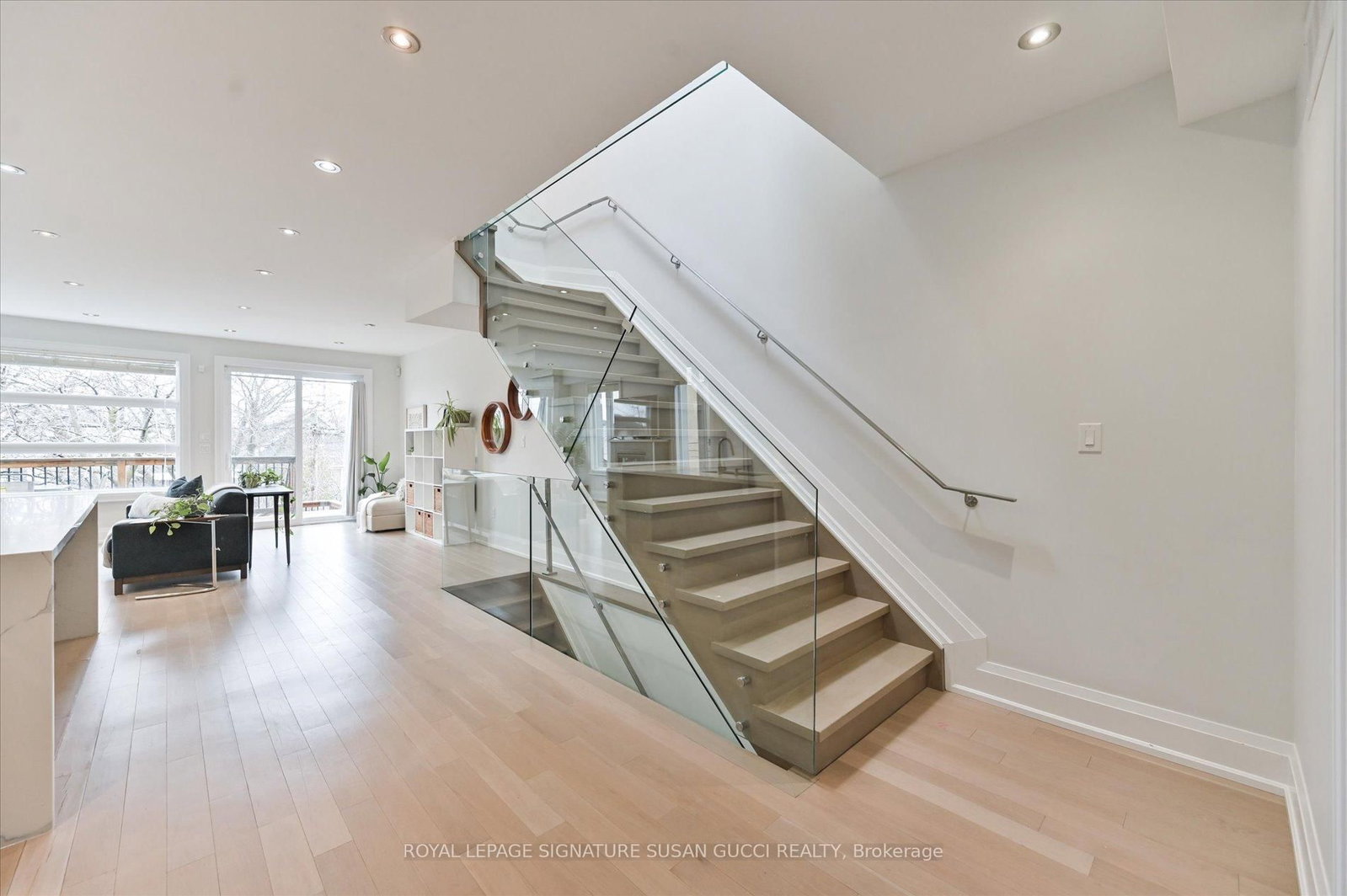 69 Holmstead Avenue • Toronto, ON photo 25