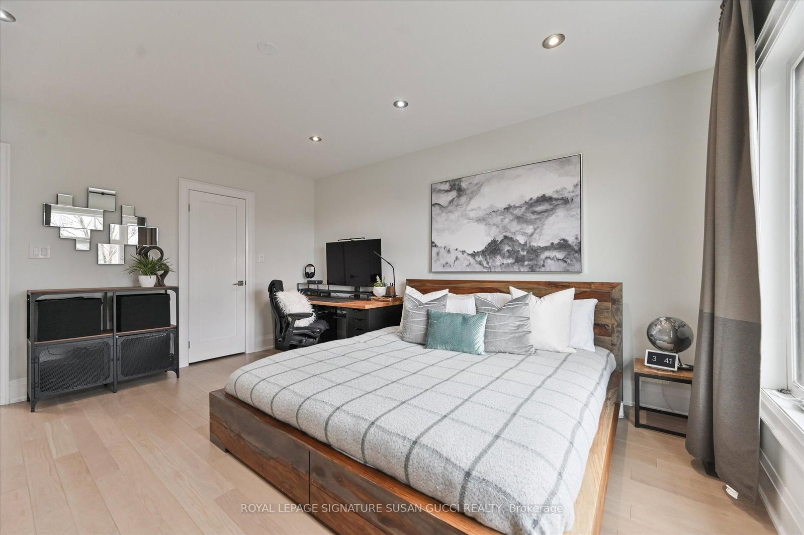 69 Holmstead Avenue • Toronto, ON photo 31