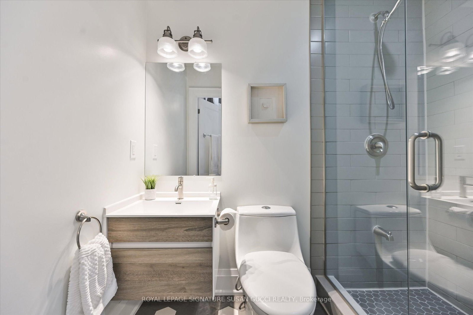 69 Holmstead Avenue • Toronto, ON photo 33