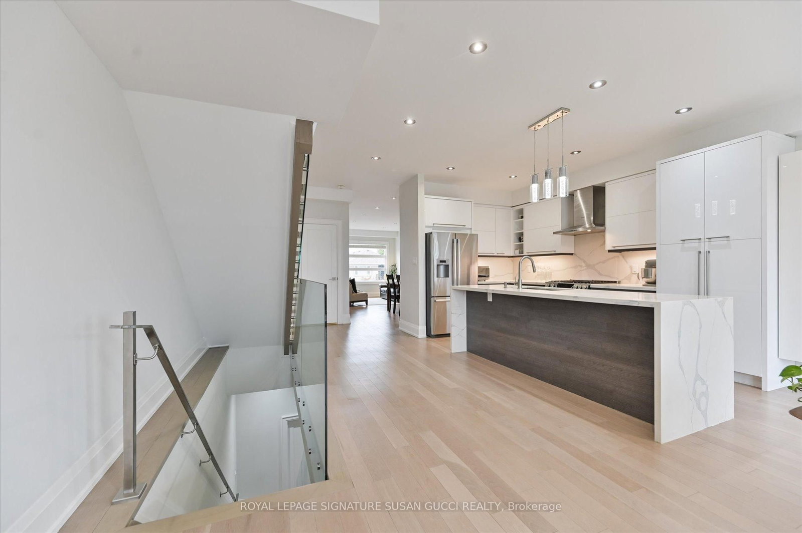 69 Holmstead Avenue • Toronto, ON photo 37
